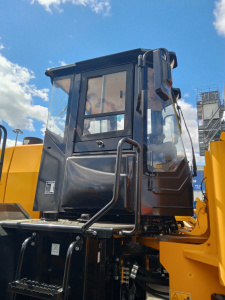 Кабина на Lonking CDM 876
