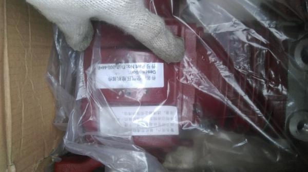Компрессор воздушный двигателя Shanghai D9-220 D47-000-44+B