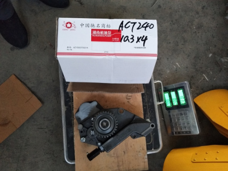 Насос масляный двигателя Weichai WD615, WD10 AZ1500070021, 612600070021A, 4110000556003